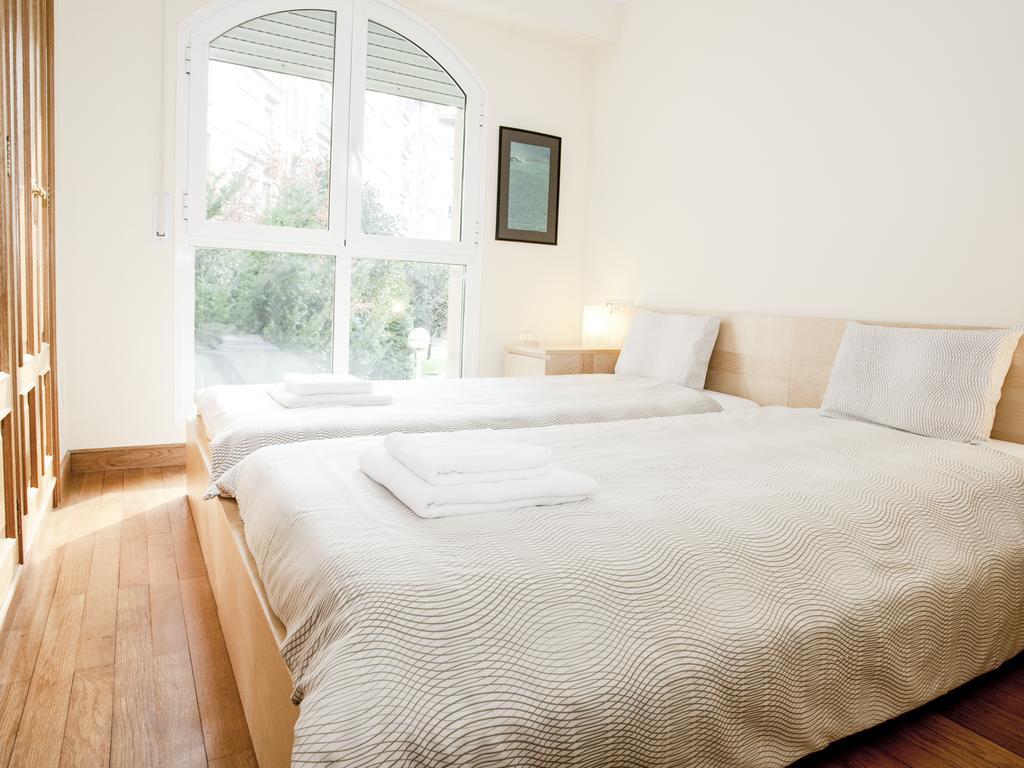 Emyrent I Ondarreta Apartment Сан Себастиан Стая снимка